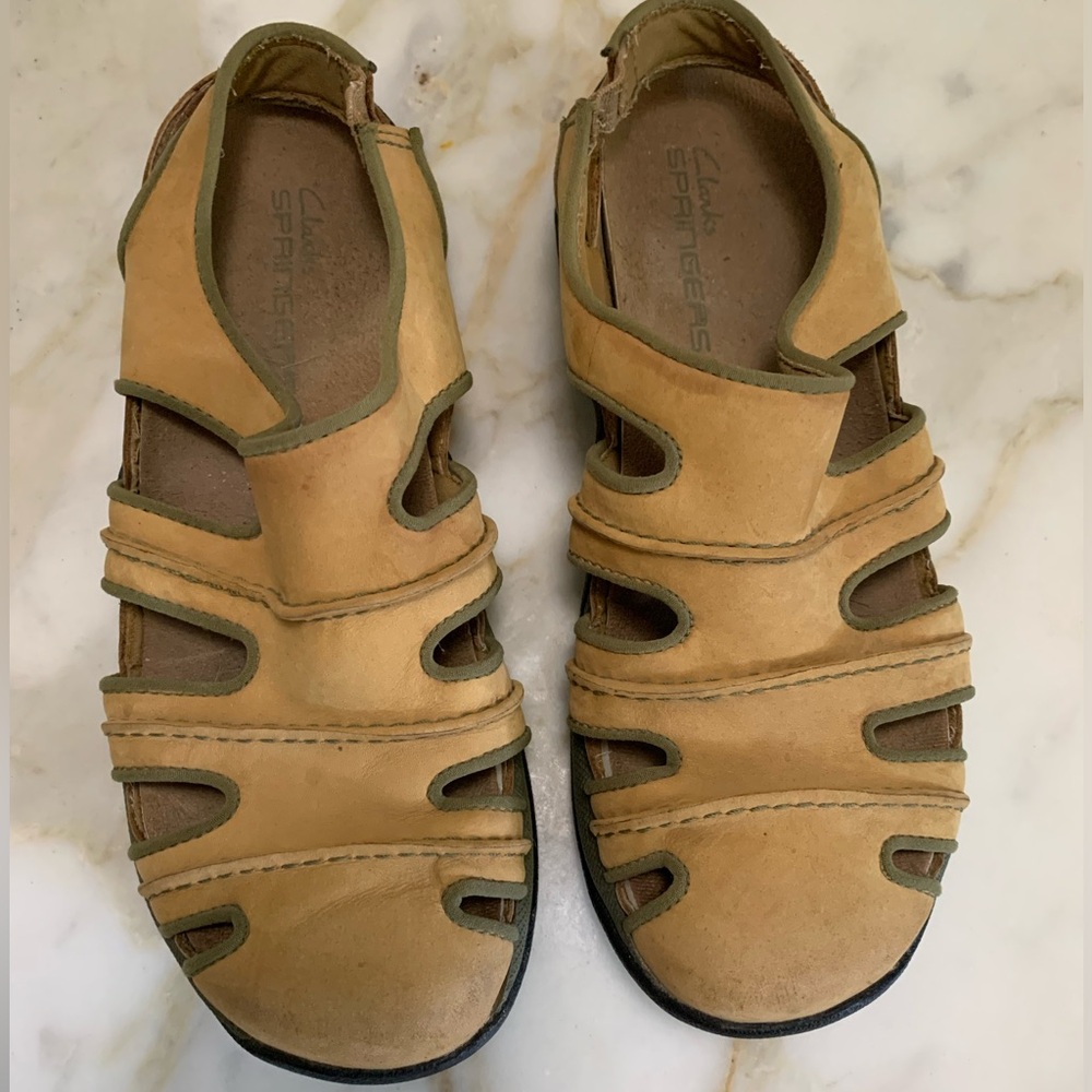 Clarks Women’s Springers Slip On  Sandals Tan Leather Size 8